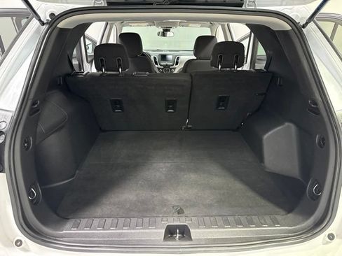 Used 2020 Chevrolet Equinox LS AWD/4WD image 23