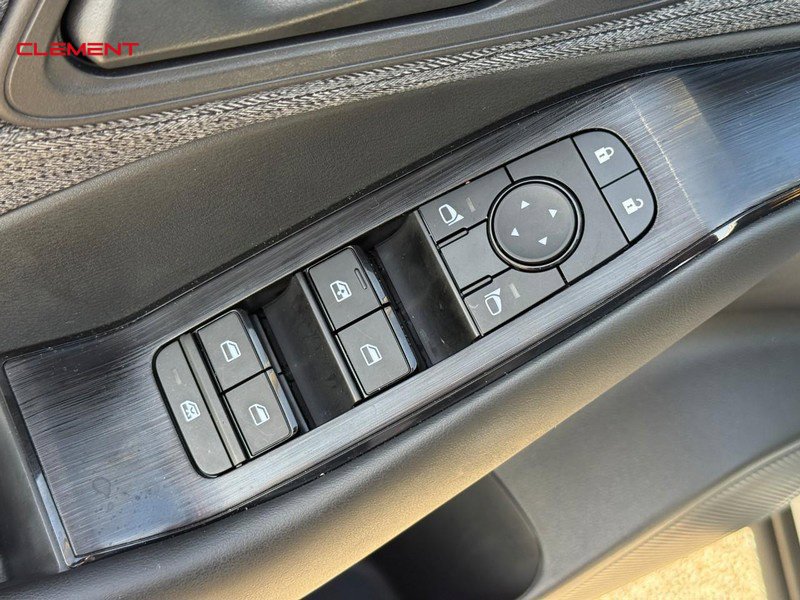 Used 2023 Nissan Rogue S AWD/4WD image 21