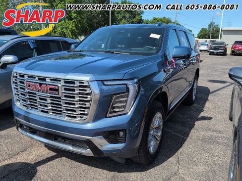 Used 2026 GMC Yukon Denali w/ Sun & Power Step Package AWD/4WD image 1