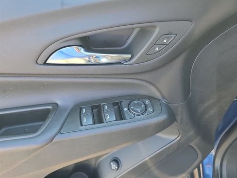 Used 2023 Chevrolet Equinox LT AWD/4WD image 31