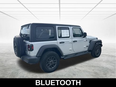 Used 2024 Jeep Wrangler Unlimited Sport AWD/4WD image 5