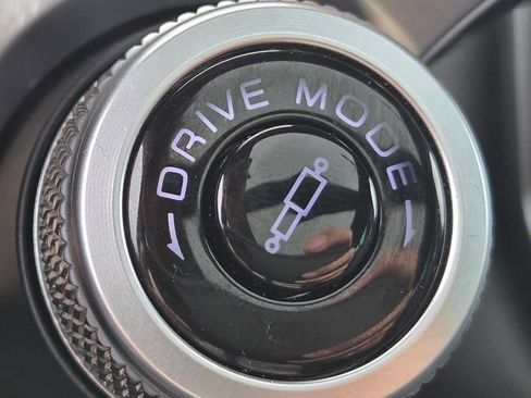 Used 2023 Maserati Grecale Modena AWD/4WD image 14