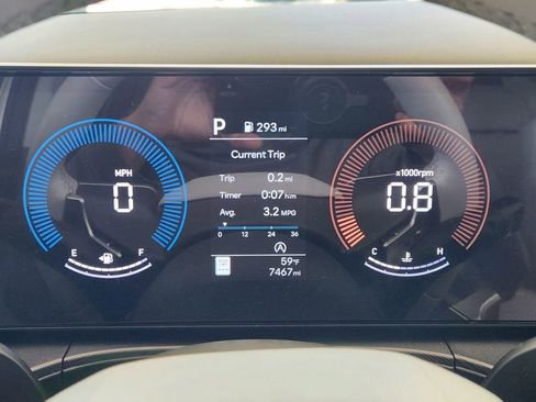 Certified 2025 Hyundai Santa Fe SE image 14