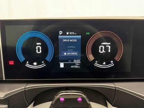 Used 2024 Hyundai Santa Fe SEL image 14