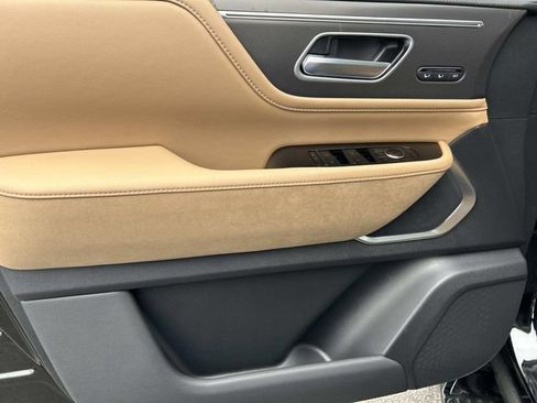 New 2026 INFINITI QX80 Luxe image 17