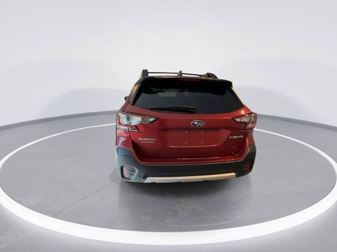 Used 2022 Subaru Outback Limited AWD/4WD image 7