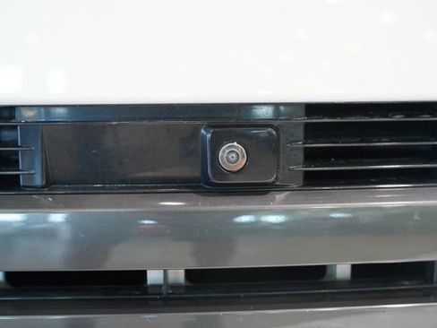 Used 2024 Land Rover Range Rover SE AWD/4WD image 6