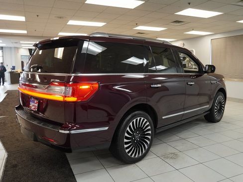 Used 2018 Lincoln Navigator Black Label image 19