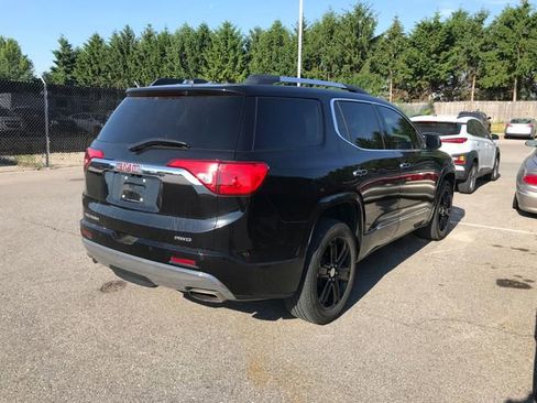 Used 2019 GMC Acadia Denali w/ Technology Package AWD/4WD image 2