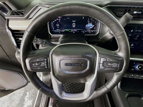 Used 2024 GMC Sierra 3500 Denali w/ Denali Reserve Package image 12