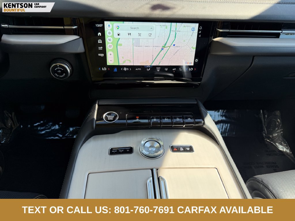 Used 2025 Lincoln Navigator Reserve AWD/4WD image 21