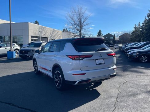 Used 2024 Mitsubishi Outlander Ralliart image 6