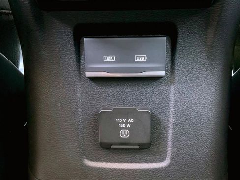 Used 2022 Jeep Wrangler Unlimited Rubicon image 34