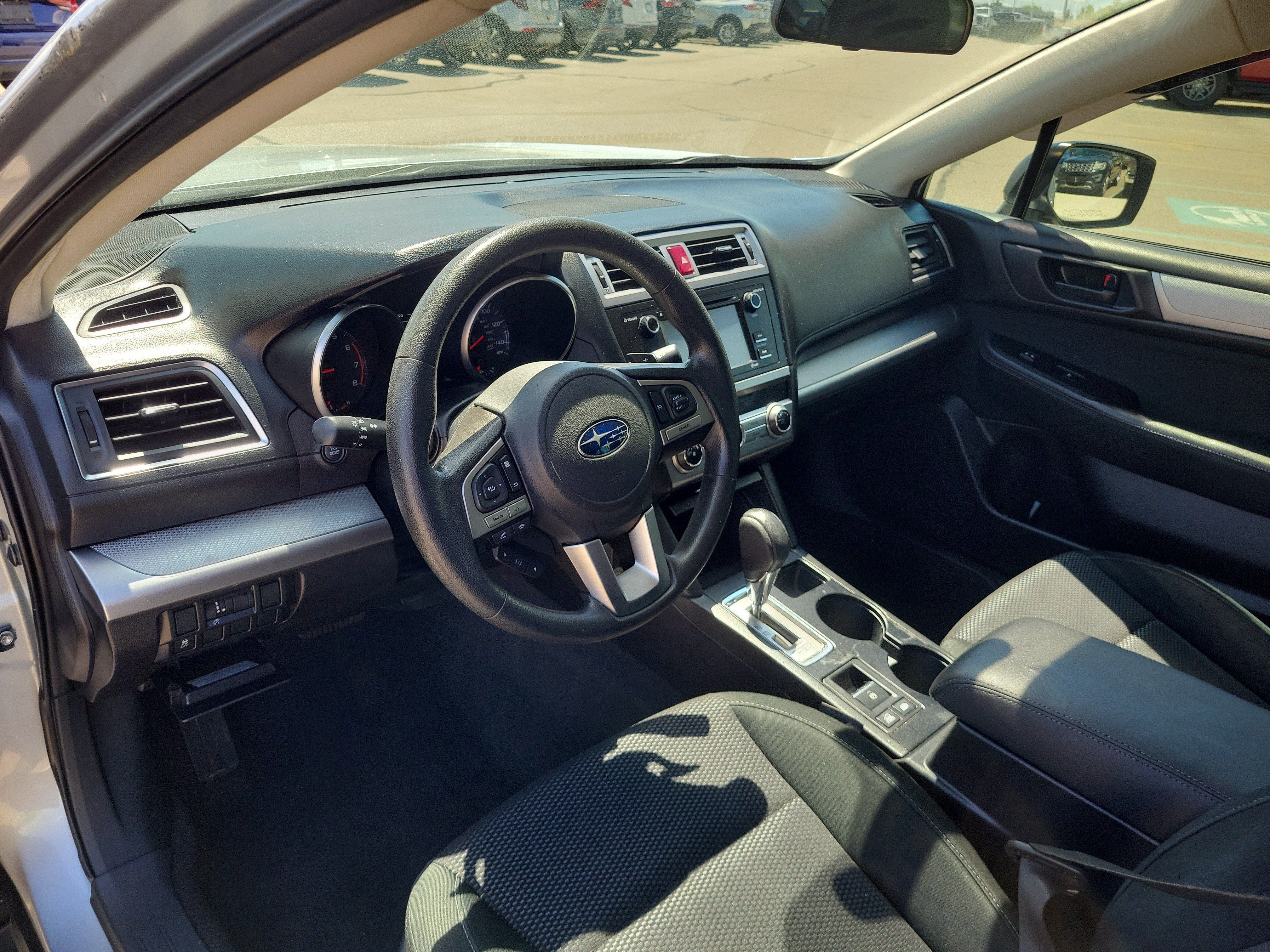Used 2017 Subaru Outback 2.5i AWD/4WD image 16