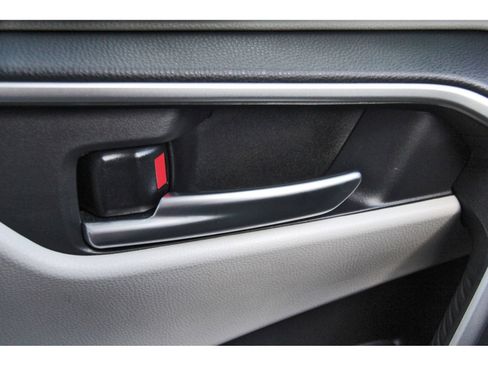 Used 2025 Toyota RAV4 XLE Premium FWD image 22