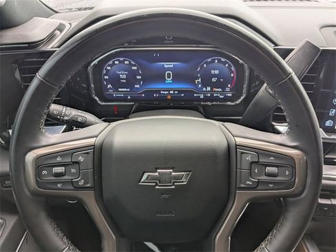 Used 2024 Chevrolet Silverado 2500 High Country w/ High Country Premium Package image 35