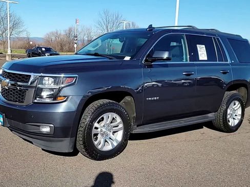 Used 2019 Chevrolet Tahoe LT image 4