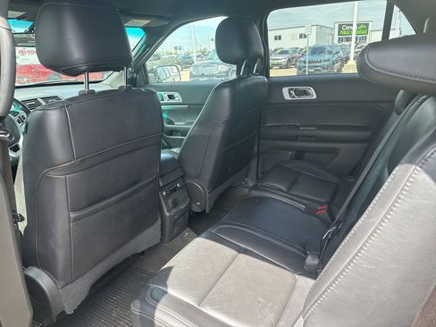 Used 2013 Ford Explorer XLT AWD/4WD image 17