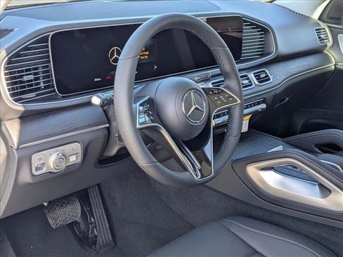 New 2026 Mercedes-Benz GLE 450 4MATIC image 3