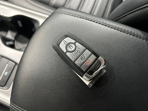 Certified 2024 Ford Edge SEL w/ Convenience Package AWD/4WD image 20