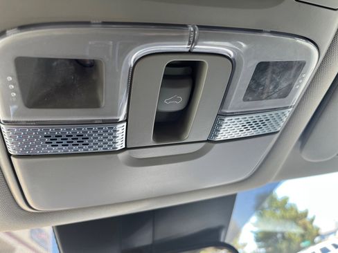 Used 2022 Kia Telluride S AWD/4WD image 35
