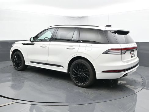 Used 2025 Lincoln Aviator Reserve w/ Luxury Package AWD/4WD image 10