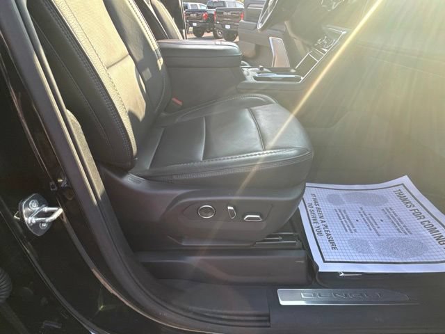 Used 2024 GMC Sierra 2500 Denali w/ Denali Reserve Package AWD/4WD image 35