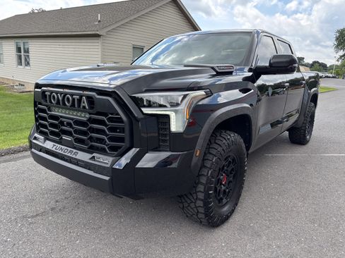Used 2025 Toyota Tundra TRD Pro w/ Tow Tech Package AWD/4WD image 7