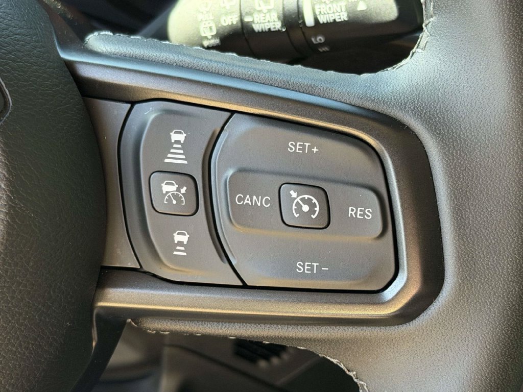 Used 2026 Jeep Wrangler Unlimited Rubicon AWD/4WD image 22