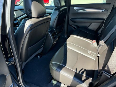 Used 2023 Cadillac XT5 Luxury image 15