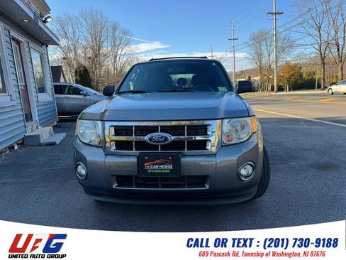 Used 2011 Ford Escape XLT w/ 202A Rapid Spec Order Code image 2
