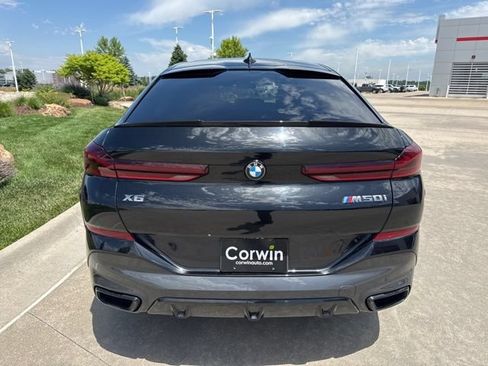 Used 2022 BMW X6 M50i w/ Dynamic Handling Package AWD/4WD image 5