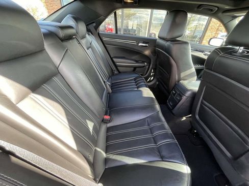 Used 2023 Chrysler 300 S image 19