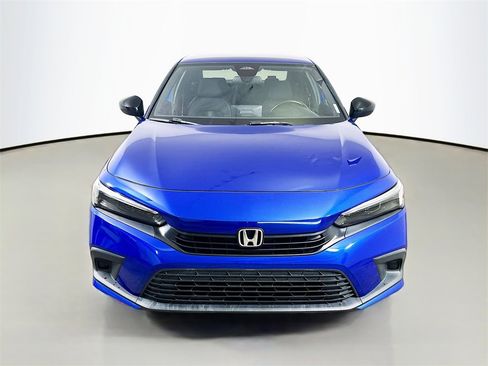 Used 2022 Honda Civic Sport image 2