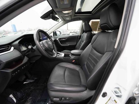 Used 2024 Toyota RAV4 Limited w/ Weather Package image 9