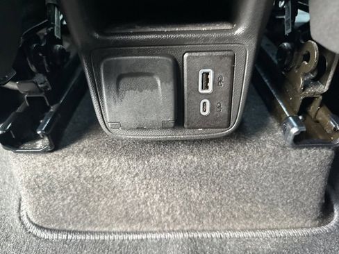 Used 2023 Chevrolet TrailBlazer LT w/ Convenience Package image 34