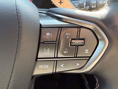 Used 2024 Lexus LX 600 4WD w/ Luxury Package image 21