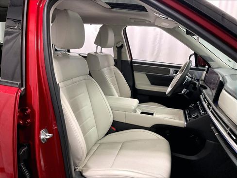 Used 2024 Hyundai Santa Fe Calligraphy image 11