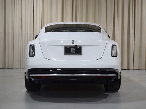New 2025 Rolls-Royce Spectre w/ Leather Finishing Pack image 11