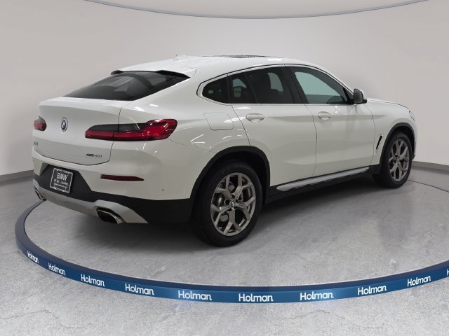 Used 2022 BMW X4 xDrive30i w/ Parking Assistance Package AWD/4WD image 6