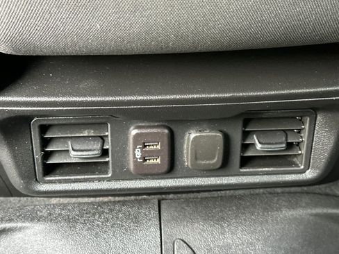 Used 2023 Chevrolet Silverado 2500 LT w/ Convenience Package image 14