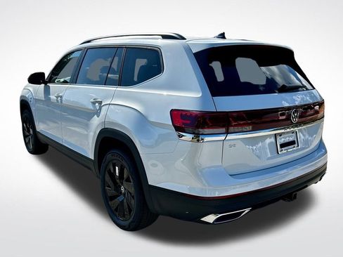 New 2026 Volkswagen Atlas SE image 7