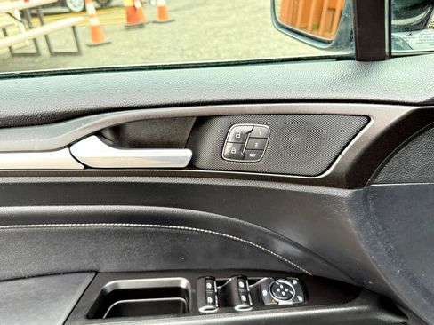 Used 2019 Ford Fusion Energi Titanium image 16