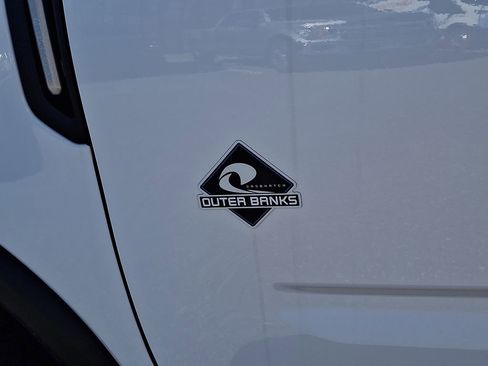 Used 2025 Ford Bronco Sport Outer Banks w/ Sasquatch Outer Banks Package image 31