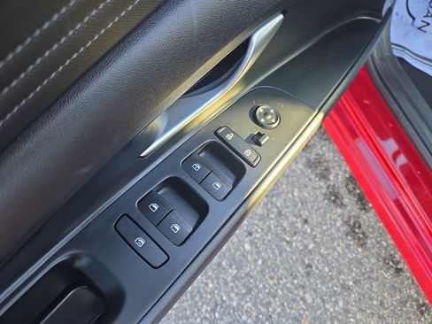 Used 2023 Hyundai Elantra SEL w/ Convenience Package image 20