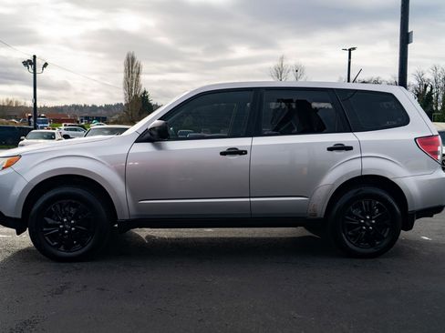 Used 2010 Subaru Forester 2.5X image 12