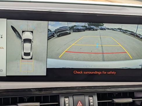 Used 2025 Lexus ES 300h Ultra Luxury FWD image 18
