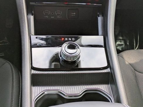 New 2025 Jeep Grand Cherokee L Laredo image 17