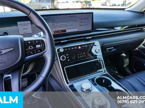Used 2025 Genesis GV80 2.5T Standard AWD/4WD image 32