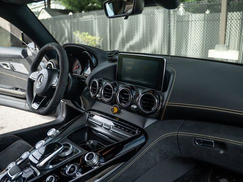 Used 2019 Mercedes-Benz AMG GT R image 52